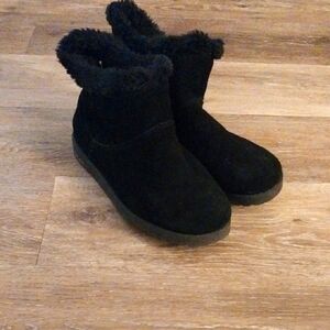 Black Faux Fur Lined Boots